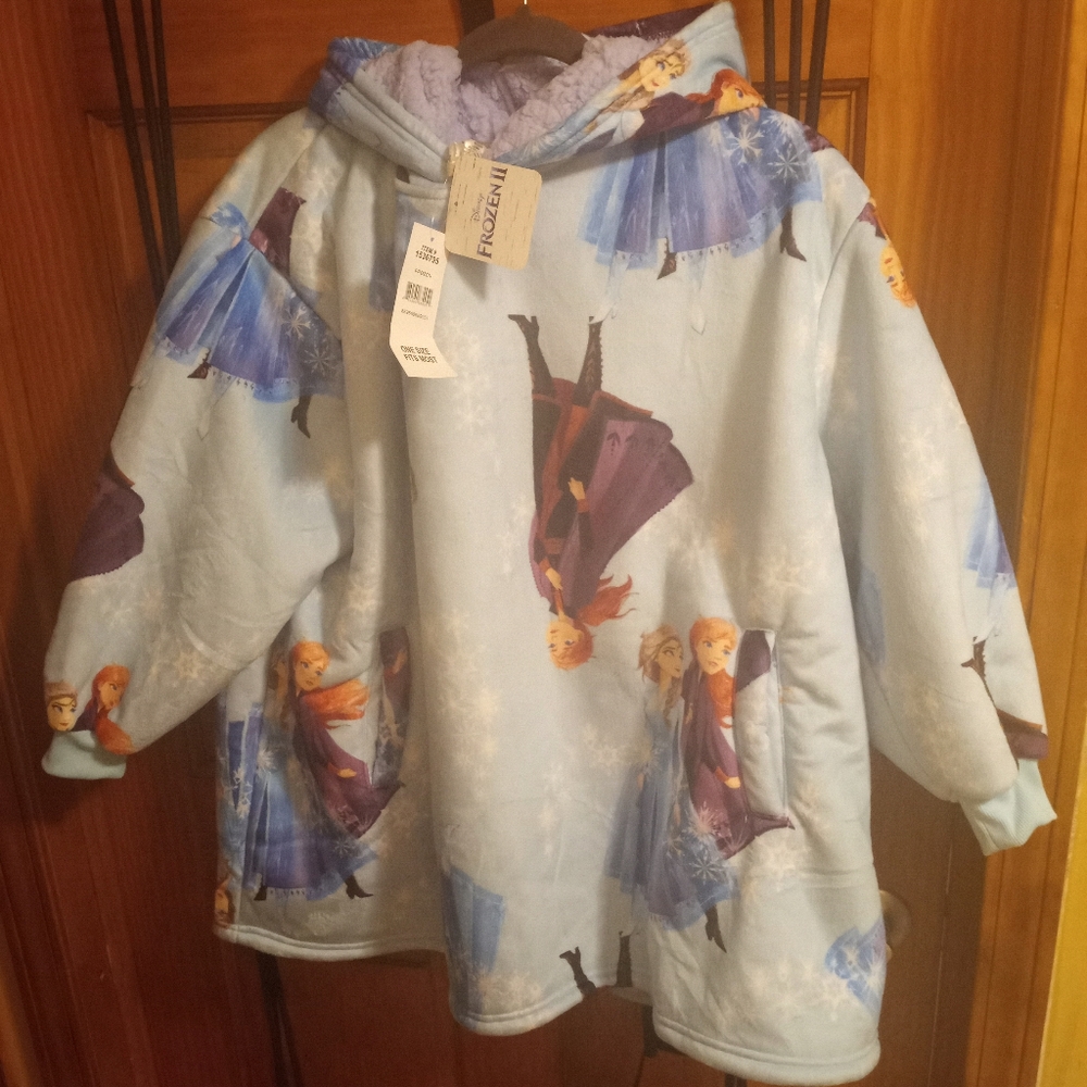 Disney Frozen Hoodie over size